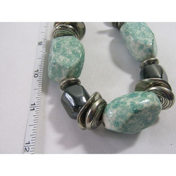 Green Silver Tone Chunky Agate Stone Collar Necklace VTG 12" Whimsical Choker - Picture 7 of 8